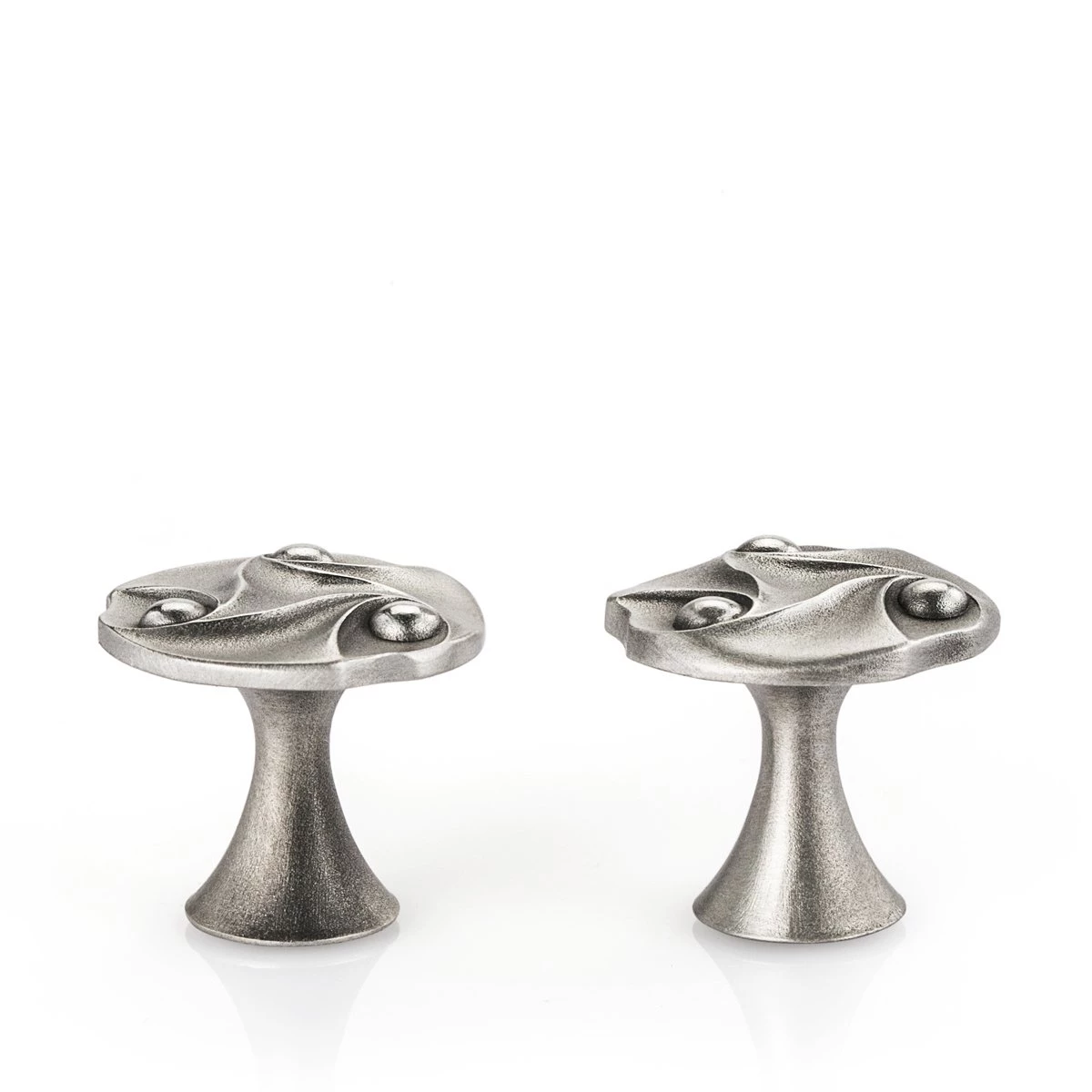 Bud & Crescent Cufflinks - British Museum - view 3