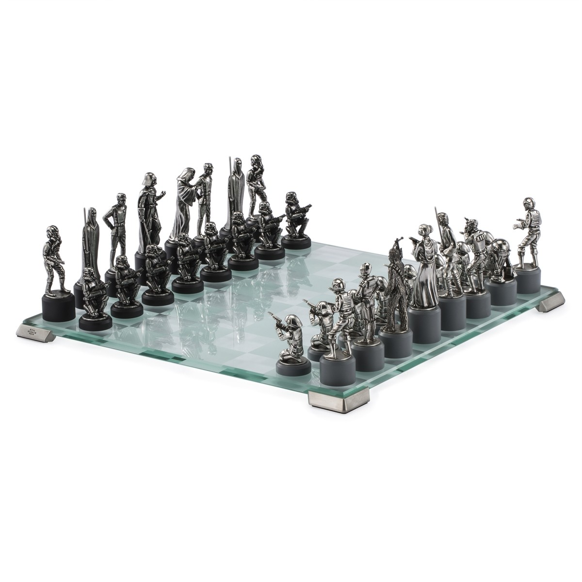 Star Wars - Royal Selangor Classic Chess Set