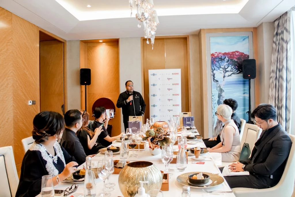 Private Fashion Show at Hotel Raffles Jakarta