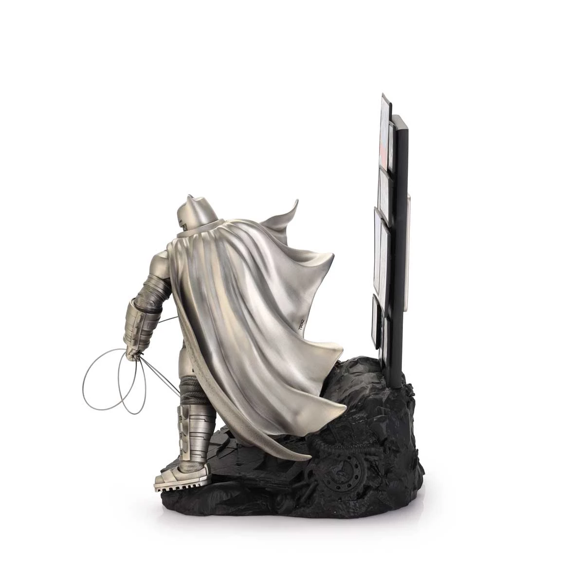 Royal Selangor Limited Edition Batman The Dark Knight Returns - view 2