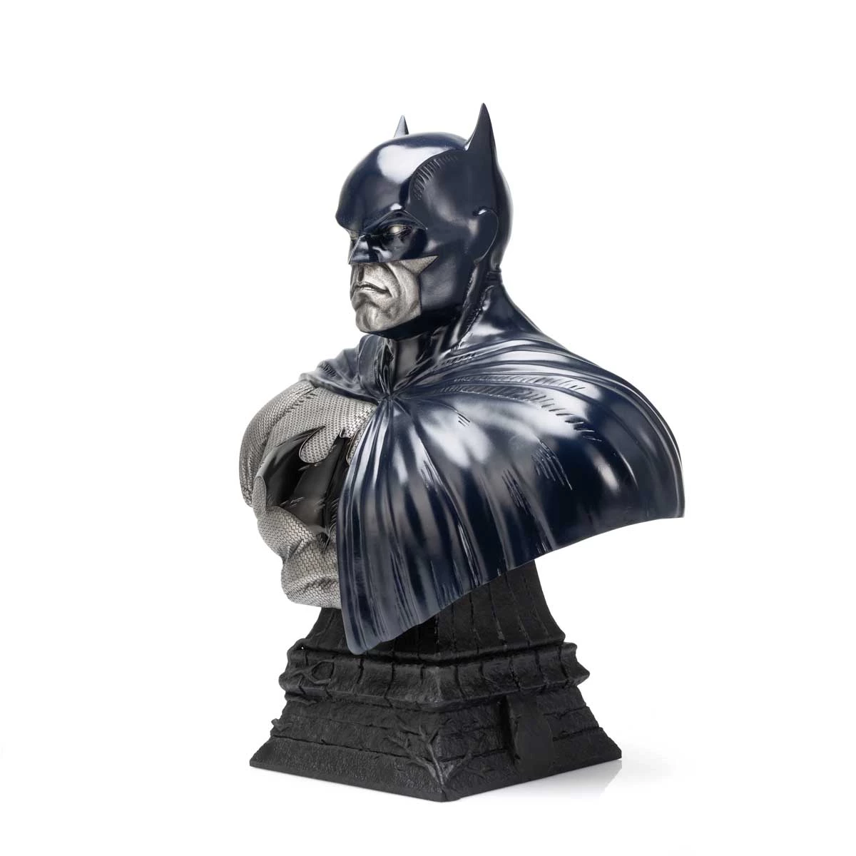 Limited Edition Batman Bust - view 2