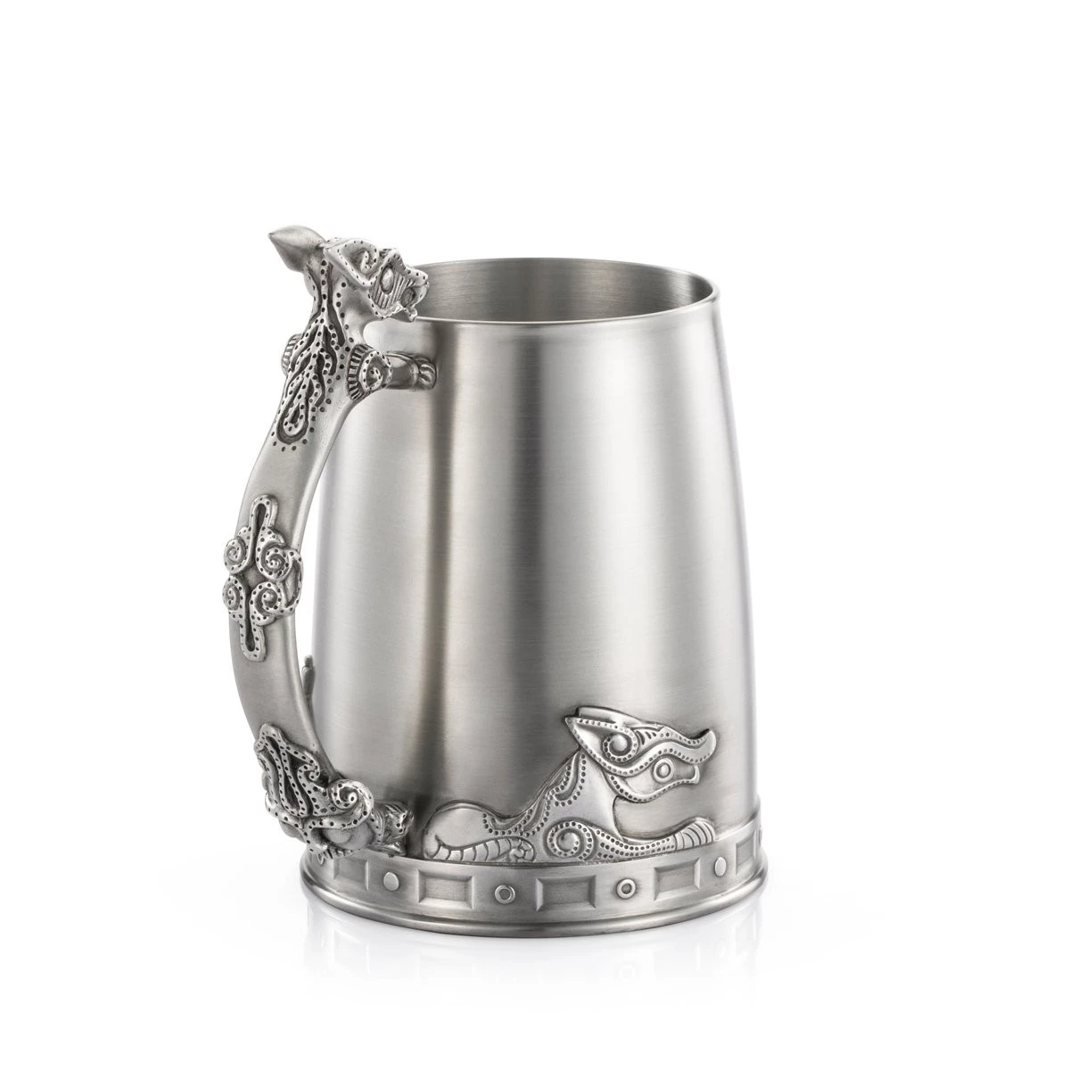 Wolf Tankard - British Museum - view 2