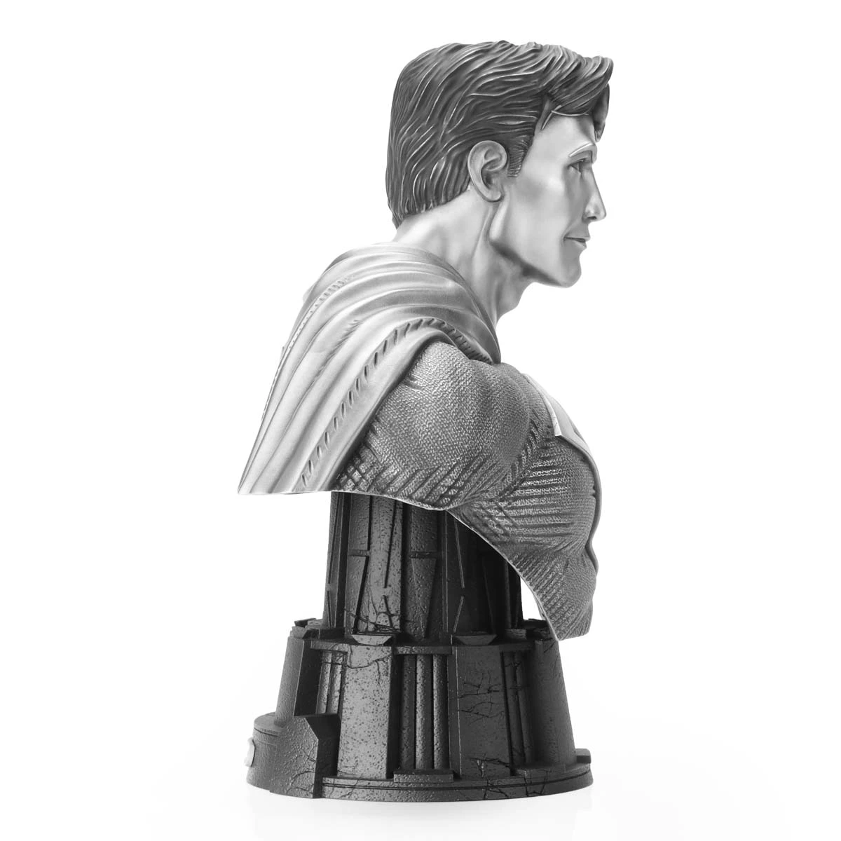 DC Limited Edition Superman Bust - view 6