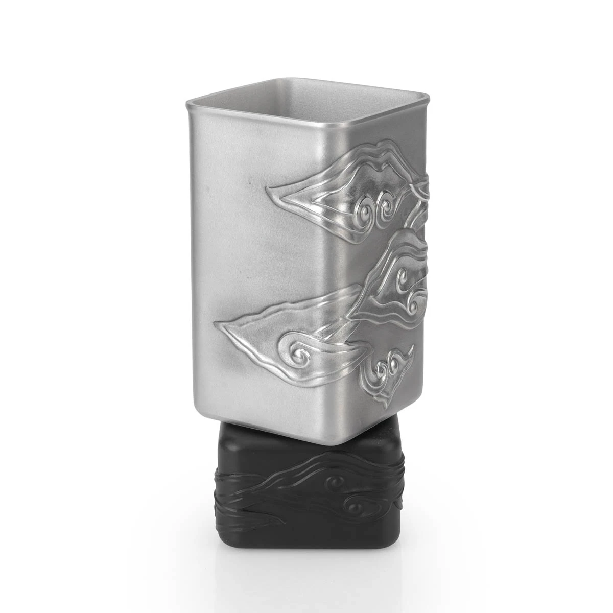 Warisan Vase - view 4